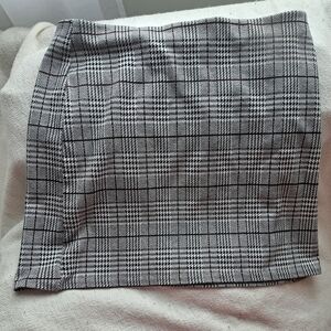 🌼 M Divided Mini Houndtooth skirt CS
